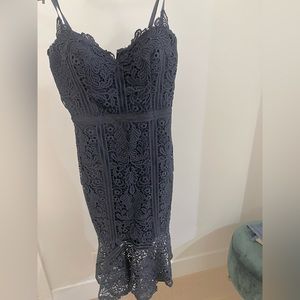 Guess wedding dress- size 0 - wore once in a perfect condition